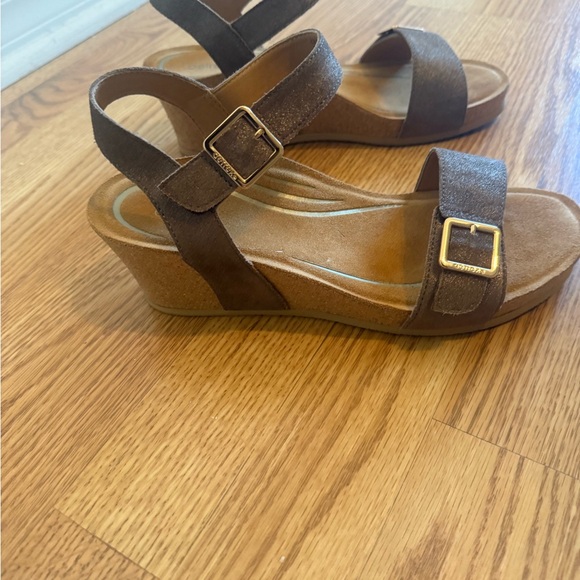 Aetrex Lexa Bronze Quarter Strap Wedge - Picture 9 of 11